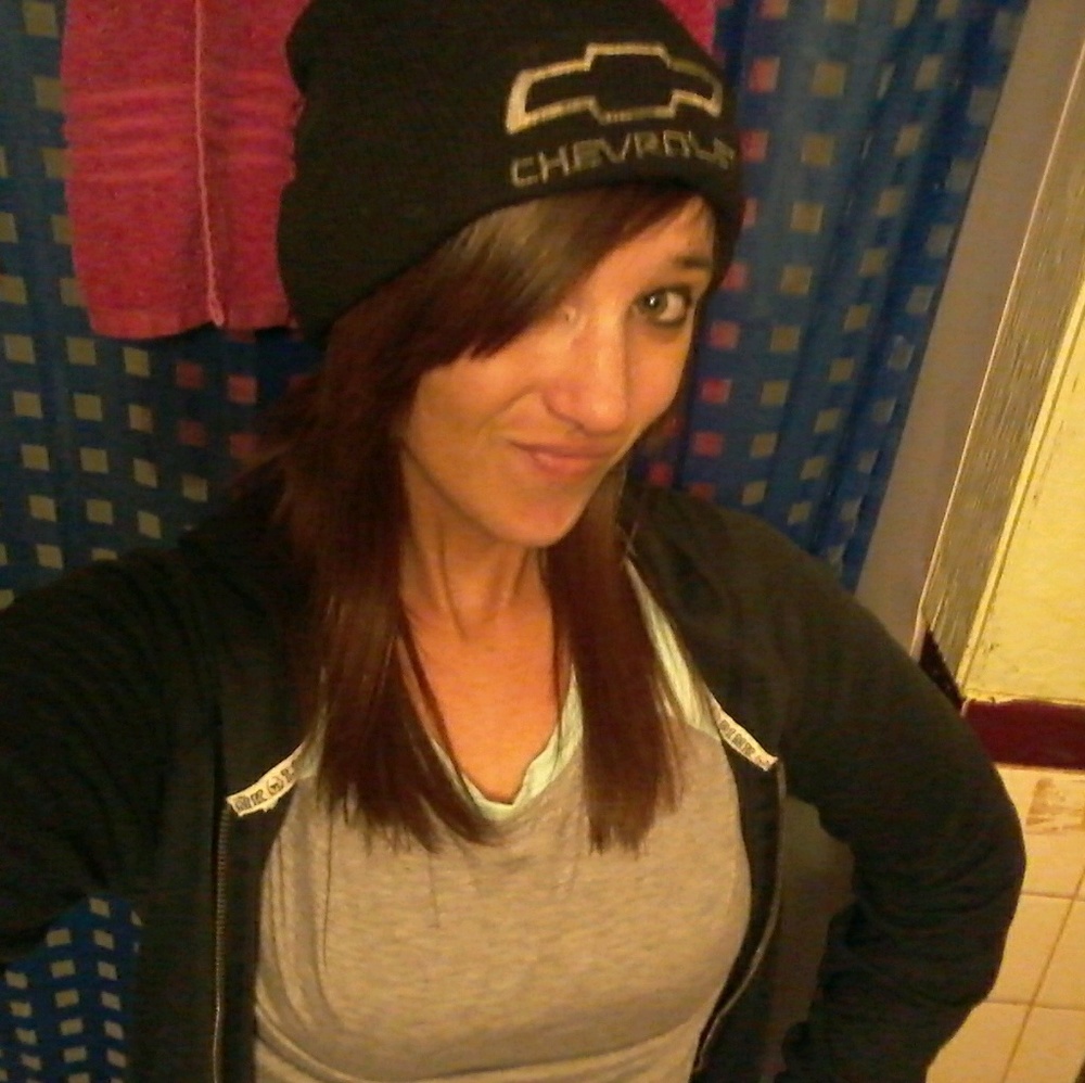 Meet your Posher, Alyssa